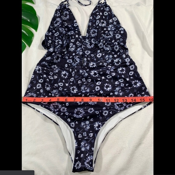 NEW $168 TAVIK Emme Halter One-Piece Swimsuit in Medina‎ Blue [SZ Large ] - Picture 4 of 8
